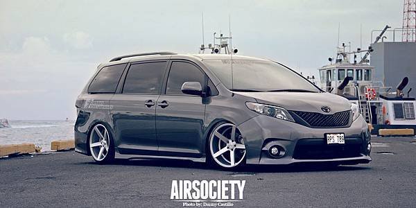 toyota-sienna-auto-customs-bagged-air-ride-suspension-stance-slammed-van-013.jpg