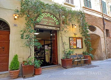 意大利小鎮tuscany montalcino遊記Brunello紅酒之旅餐廳推薦il moro 3