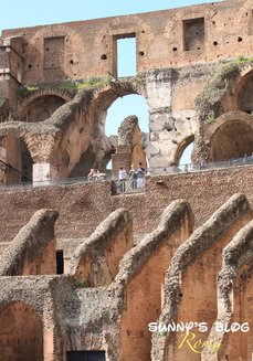 Colosseum09.jpg