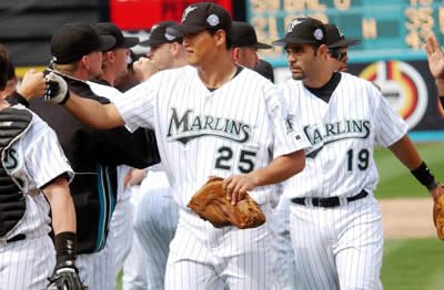 Mike Lowell2004開幕先發四棒sun-sentinel.jpg