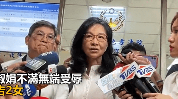 張淑娟前中國小姐從2000年開始畫畫，藉著畫筆找回自己內心深