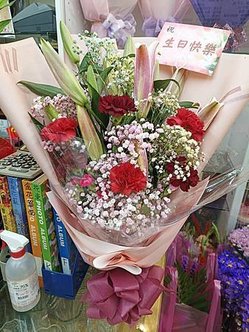 (三峽群麗鮮花店)產品介紹-母親節花禮&amp;康乃馨花禮(花束&amp;盆