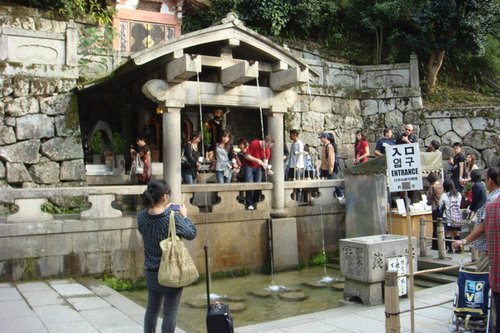 音羽の潼近觀