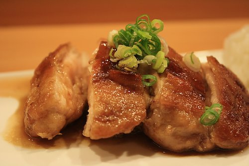 皮酥脆 肉鮮嫩多汁，醬汁也棒得沒話說，只能說等待是值得的！