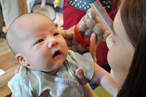 八里區新生兒胎毛