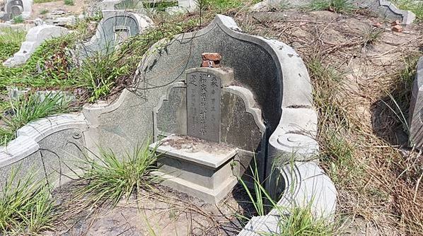 古墓建築/墓碑