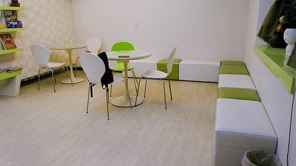 LINE_ALBUM_230301_2