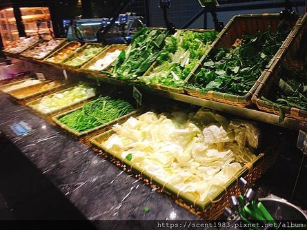 【半食記】高雄「饗麻饗辣火鍋」吃到飽，披薩 握壽司 冰淇淋｜