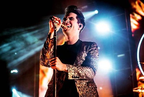 d339e631-4793-4689-a891-409e47b66133-bopanicatthedisco.jpg