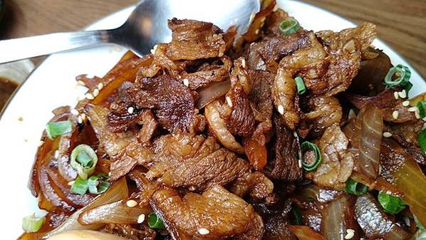 中壢拉麵推薦｜【藏心食堂】激推蛤蠣超多的「蒜頭蛤蠣雞拉麵」，