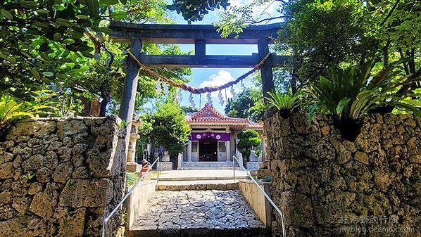 沖繩 識名宮 琉球八社巡禮 有著靈驗洞窟的神社