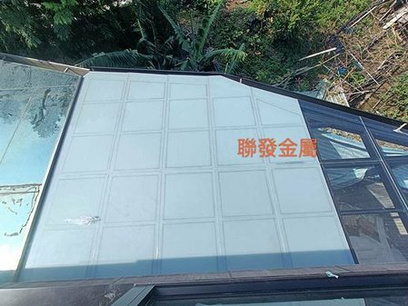 新店不銹鋼烤漆玻璃採光罩