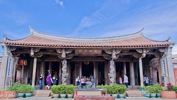 龍柱/三停九似/鹿港龍山寺(國家一級古蹟)/降龍與升龍常常結