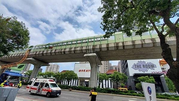 台中捷運意外-中捷月台有設置「緊急斷電按鈕」卻不用/中捷行控