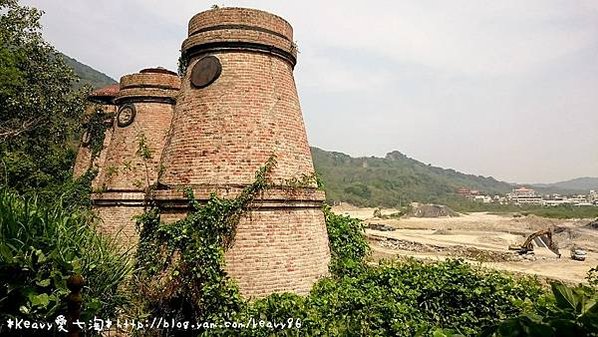 柴山 百年石灰窯-歷史建築/原淺野水泥台灣工場台灣第一個現代