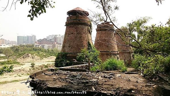 柴山 百年石灰窯-歷史建築/原淺野水泥台灣工場台灣第一個現代