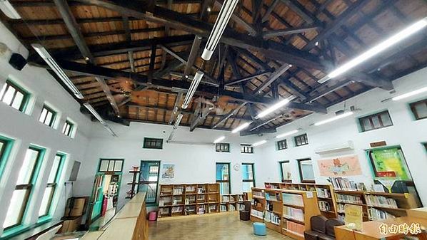 嘉義縣鹿草鄉立圖書館「台南州東石郡鹿草庄役場」登錄嘉義縣歷史