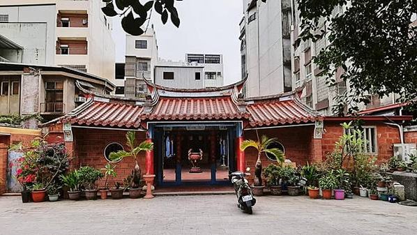 慈濟寺前身為曇花佛堂-彰化曇花佛堂、朝天堂、和美花德堂、 和
