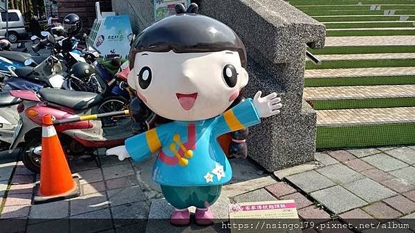 20180324客家傳統翹頭鞋(阿妹) (2).jpg