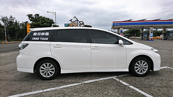 TOYOTA WISH 七人座車（限坐四位乘客）