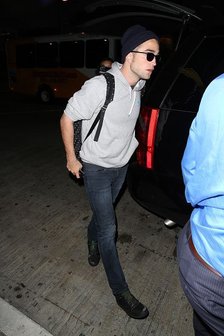 Rob landing at LAX - 20130723 (6).jpg