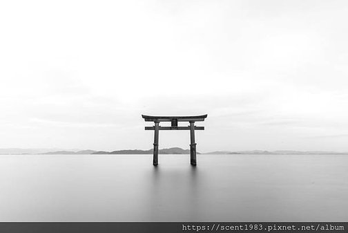 【日本開箱】日本神社探索：迷人的神社鳥居用途是什麼呢？構造和