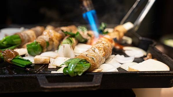 【台北松山韓式烤肉推薦、台北烤腸推薦】走進韓國巷弄老店！內行