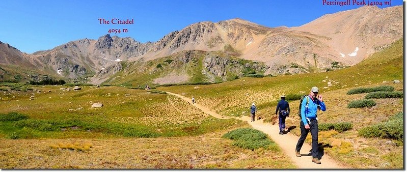 The trail leveled off in the tundra as near Herman Lake 1