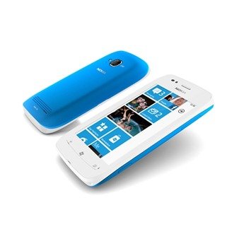 Nokia-Lumia-710-2