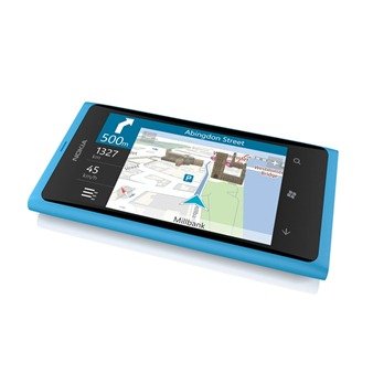 Nokia-Lumia-800-9