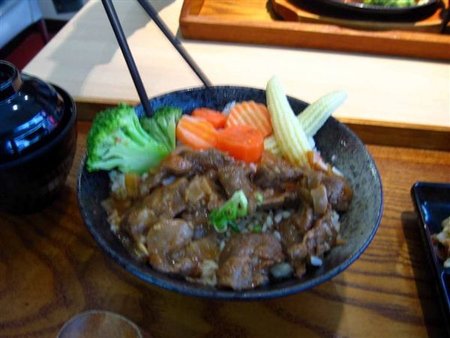 不是紅酒牛肉的紅酒牛肉