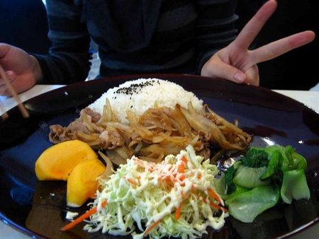 燒肉飯來也