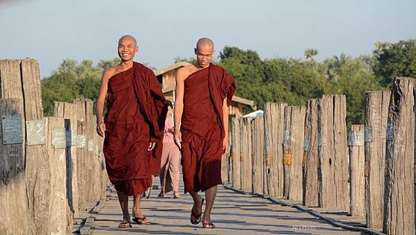 U-Bein Bridge and the younger monks