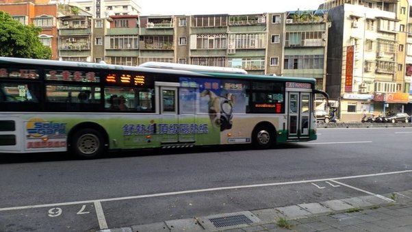 台北公車廣告002.jpg