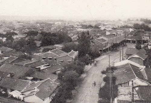 臺灣府城大南門，又稱寧南門，建於1725年，是清朝臺灣府城的