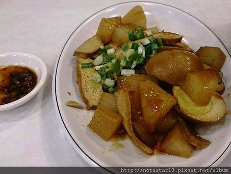 玖伍川味牛肉麵-天津街 滷味小菜