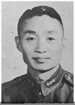 徐崇藝上校.jpg