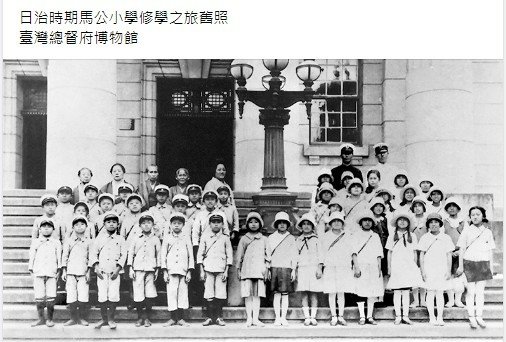 新營神社的舊址-神社神馬新營神社（建於1937年），左右各有