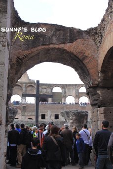 Colosseum05.jpg