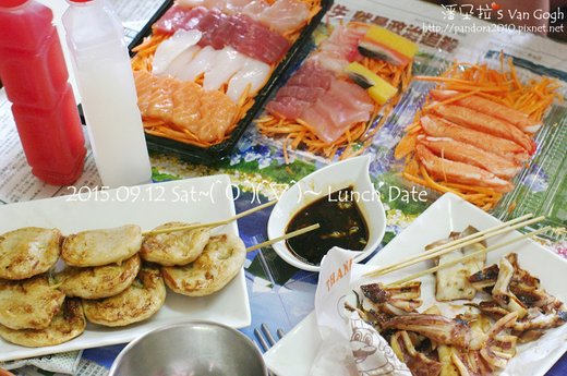 2015.09.12-生魚片、蟹肉棒、甜不辣、烤魷魚、檸檬汁、西瓜汁.jpg