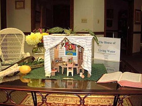 tabernacleFeast會幕模型www thehouseoflivingwater org.jpg