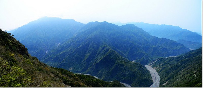 德文~三地山連稜崩塌地展望