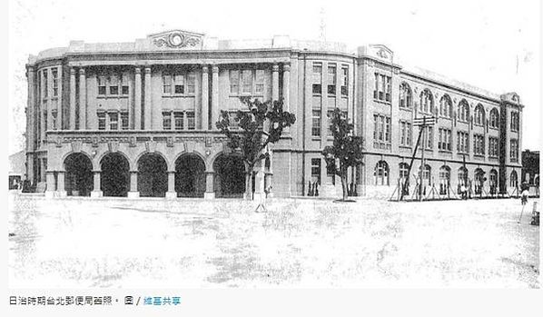 原臺南州會牛眼窗及貓道、棟札、圓柱位於臺南市中西區，為193