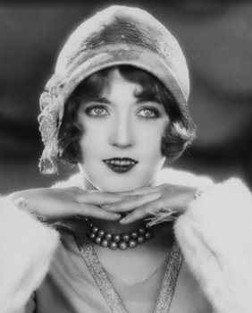 1920 makeup 18 Marion Davies.jpg