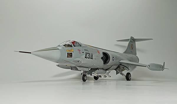 Hasegawa 1/48 F-104 starfighte