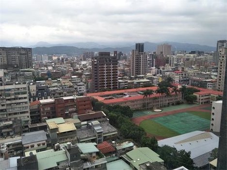 《中山區名宅介紹 _ 台北1號院》大師房屋林芳如0937-1