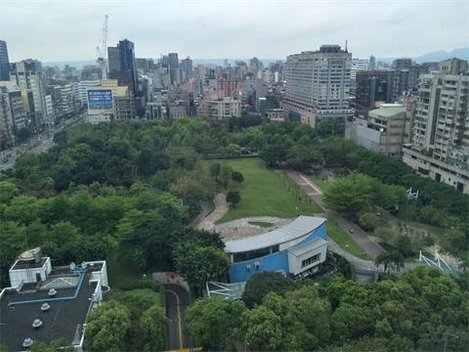 《中山區名宅介紹 _ 台北1號院》大師房屋林芳如0937-1