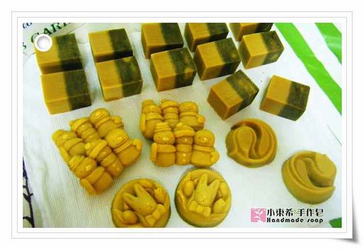 香茅艾草平安皂1800g製皂日:99/10/14
