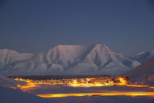 Longyearbyen-Northernmost-Town-in-the-World