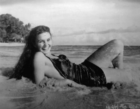 Jean-Simmons-042.jpg